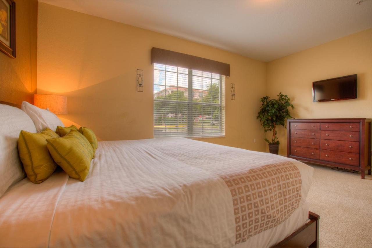 Stylish Condo At Vista Cay Resort Minutes To Wdw Orlando Exterior photo